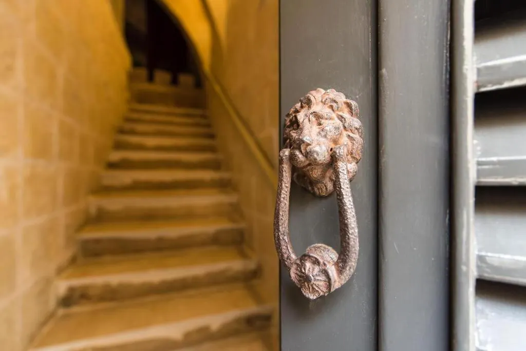 Heritage Apartment La La Valletta Malta